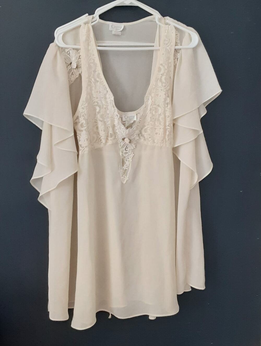 Vintage Cinema Etoile Robe/ Gown Ensemble Bridal Romantic Medium Lace & applique
